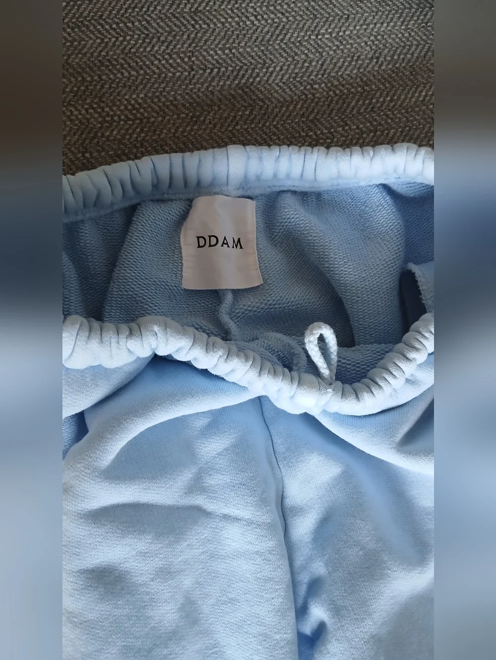 DDAM Adam Sweatpants Retro. in Cashmere Blue. Size M